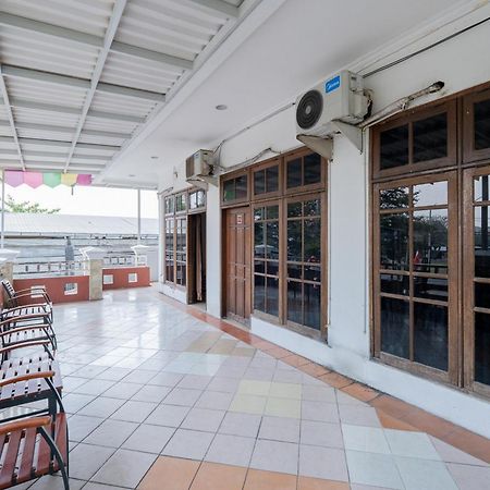 Reddoorz Plus @ Gunungsari Surabaya Kedurus Luaran gambar